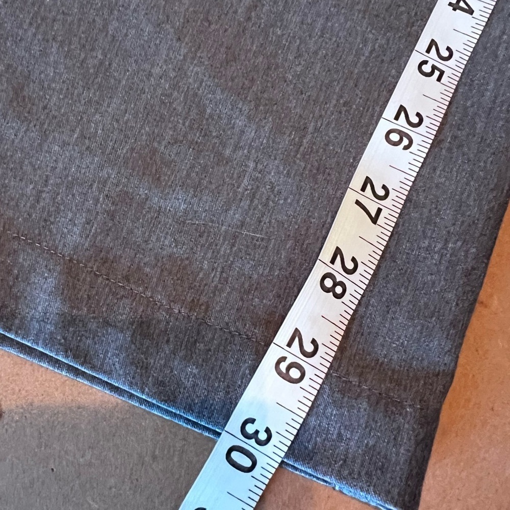 EUC Figs Pisco Scrub Pants in Gray size M - Picture 12 of 12